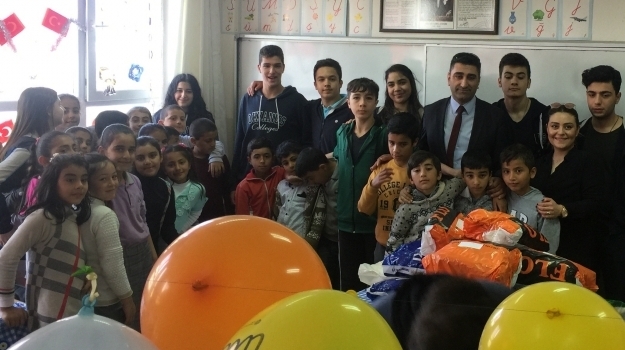 Beykent Kampüsünde 23 Nisan Coşkusu
