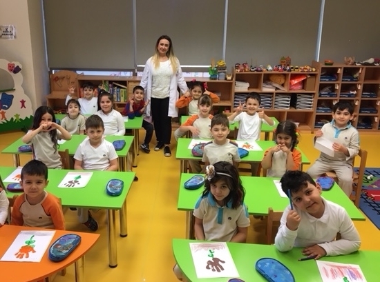 Beykent Okyanus Koleji Güneş Grubu Öğrencileri Sanat Etkinliğinde