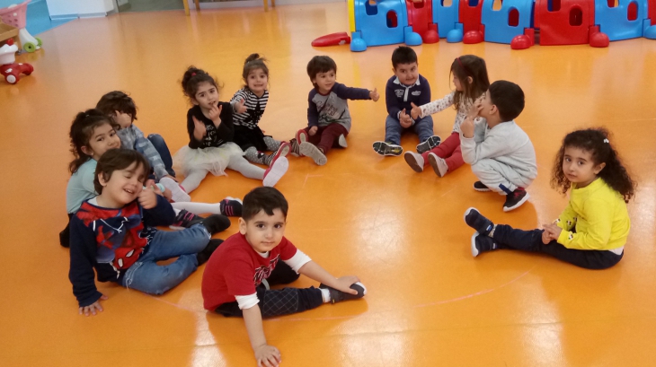 Beykent Okyanus Koleji Okul Öncesi Çiçekler Sınıfı Oyun Dersinde