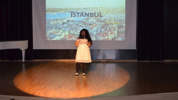 Beykent Okyanus Kolejinde Şiir Rüzgârı Esti