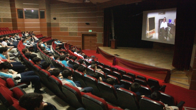 Beylikdüzü Okyanus'ta "Ergenlik Semineri"