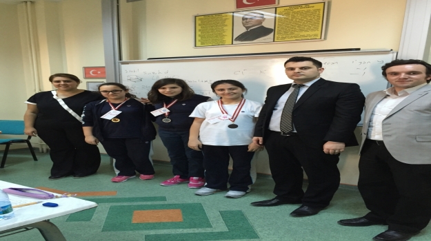Beylikdüzü Okyanus Ortaokulu Mart Ayı Örnek Öğrenci Ödülleri Verildi