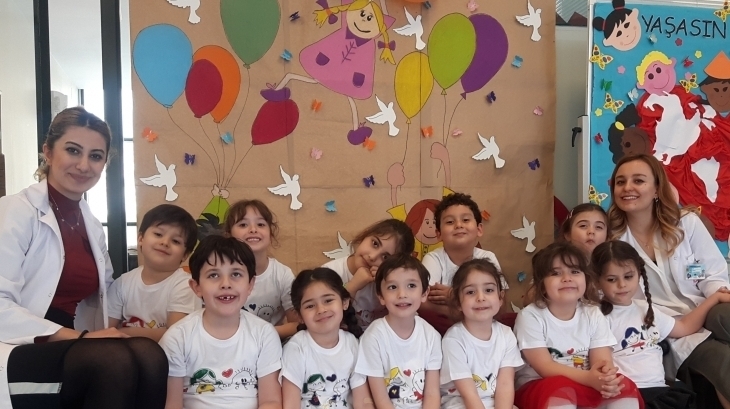 Bornova Okul Öncesi Birimi Öğrencilerimiz 23 Nisan Ulusal Egemenlik ve Çocuk Bayramını Coşkuyla Kutladı