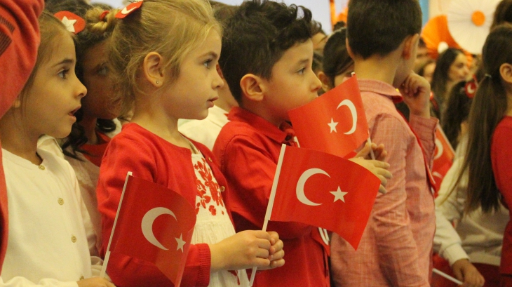 Bornova Okyanus Koleji Okul Öncesi Grubu  Öğrencilerimiz 23 Nisan Ulusal Egemenlik ve Çocuk Bayramını Coşkuyla Kutladı.