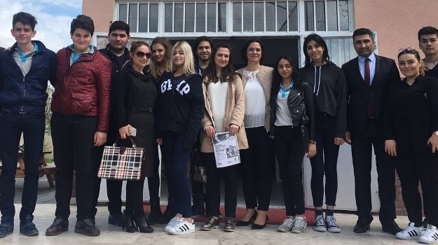 Çocuklar Bayram Etsin