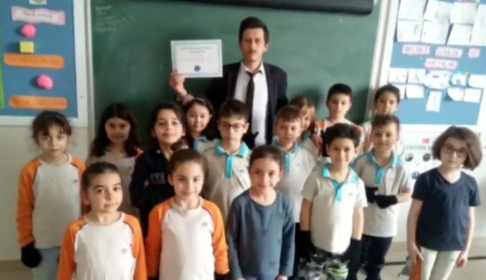 Eryaman Okyanus Koleji Haftanın Örnek Sınıfını Seçti