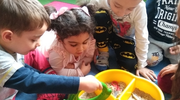 Eryaman Okyanus Koleji Okul Öncesi Kademesi Çiçekler Sınıfı Fen Doğa Etkinliğinde