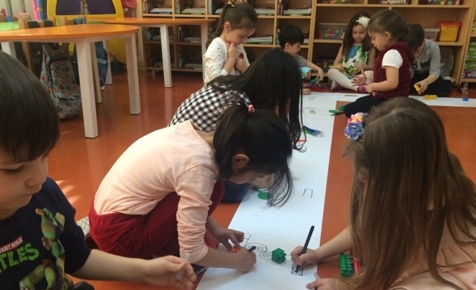 Güneşli Okyanus Koleji Okul Öncesi Gökkuşağı Grubu Sanat Etkinliğinde