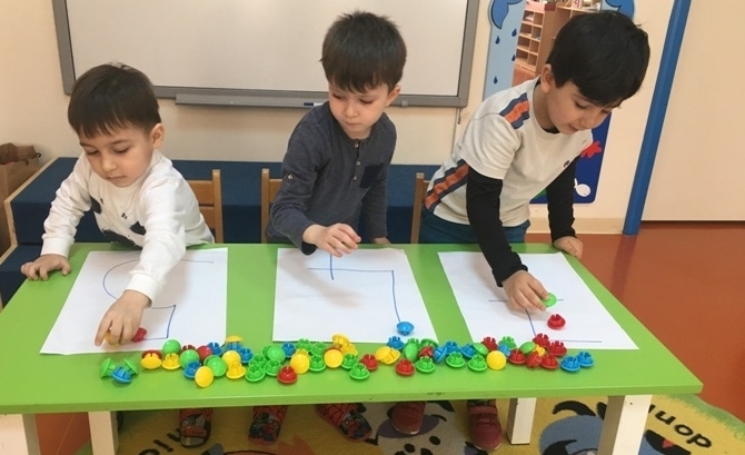 Güneşli Okyanus Koleji Okul Öncesi Balıklar Grubu Okuma Yazmaya Hazırlık Etkinliğinde