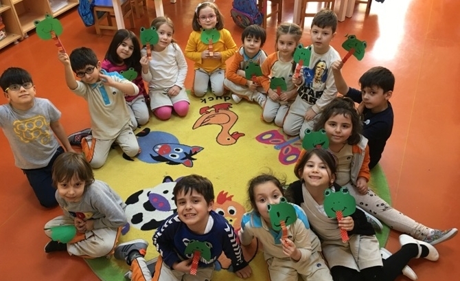 Güneşli Okyanus Koleji Okul Öncesi Gezegenler Grubu Sanat Etkinliğinde