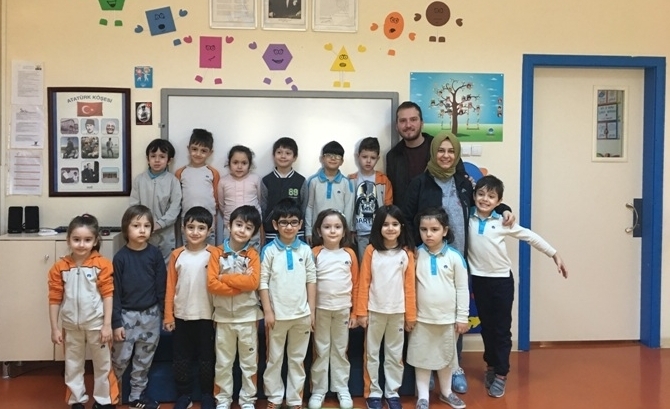 Güneşli Okyanus Koleji Okul Öncesi Gezegenler Grubu Aile Katılımı Etkinliğinde