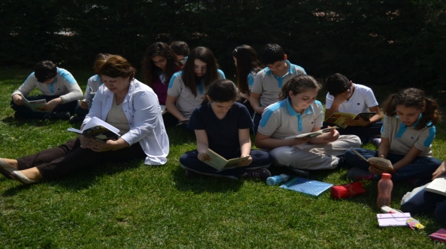 Kitap Kurtları Doğa İle Buluştu