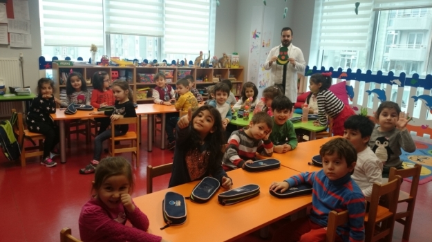 Halkalı Okyanus Okul Öncesi Ay Grubu Öğrencileri Dil Kulüplerinde