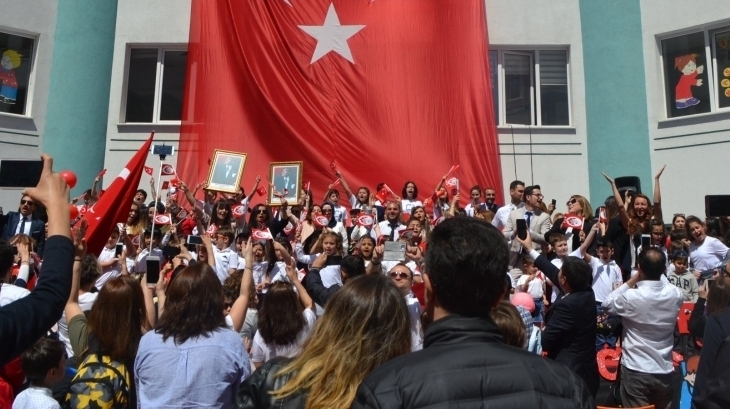 Halkalı Okyanus Kolejinde 23 Nisan Ulusal Egemenlik Ve Çocuk Bayramı