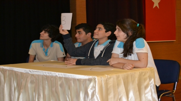 Halkalı Okyanus'ta İngilizce Quiz Show