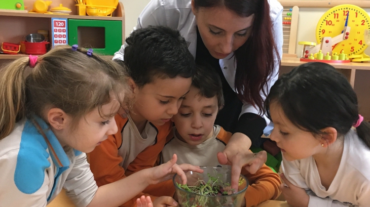 Mavişehir Okyanus Koleji Okul Öncesi Balıklar Grubu İngilizce Dersinde