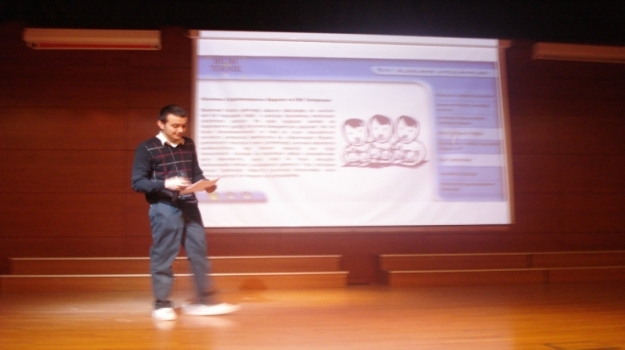 Öğrenci Seminerleri Devam Ediyor