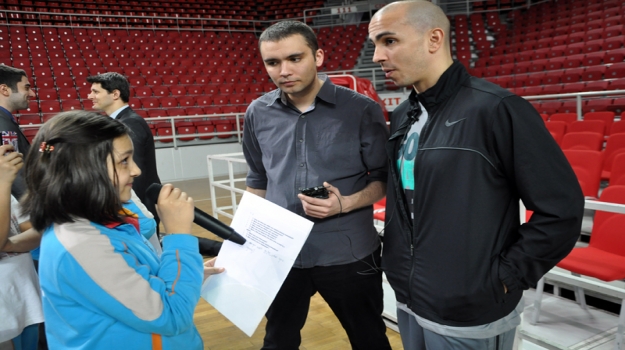Galatasaraylı Basketbolcularla İngilizce Röportaj