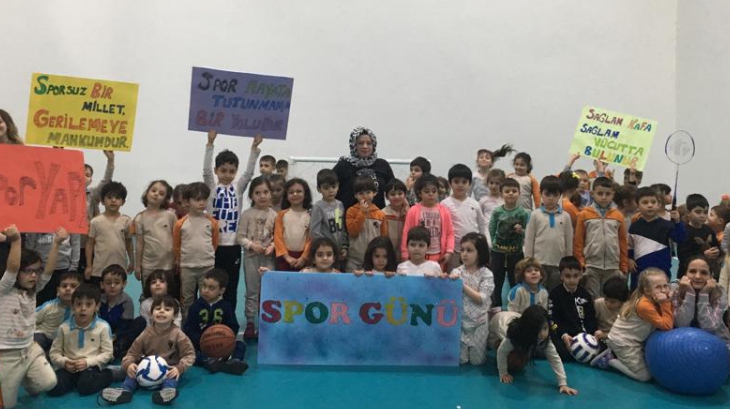 Okul Öncesi Öğrencileri 6. Geleneksel Spor Gününü Kutluyor