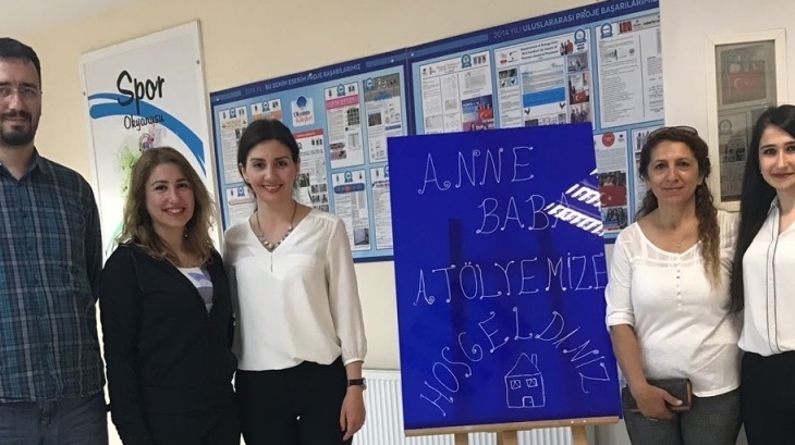 Sancaktepe  Okyanus Koleji’nde "Anne-Baba Atölyesi" etkinliği gerçekleştirildi.