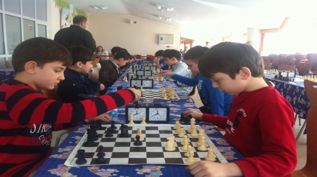 Kampüsler Arası Satranç Turnuvası'nda 3. Etap