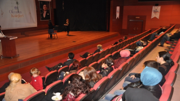 Velilere, "Çocukların Davranışları ile Baş Etme Yöntemleri" Semineri