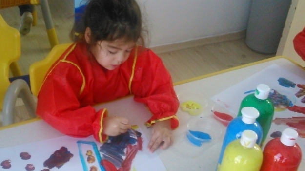 Adana Okyanus Koleji Çiçekler Grubu İş Başında