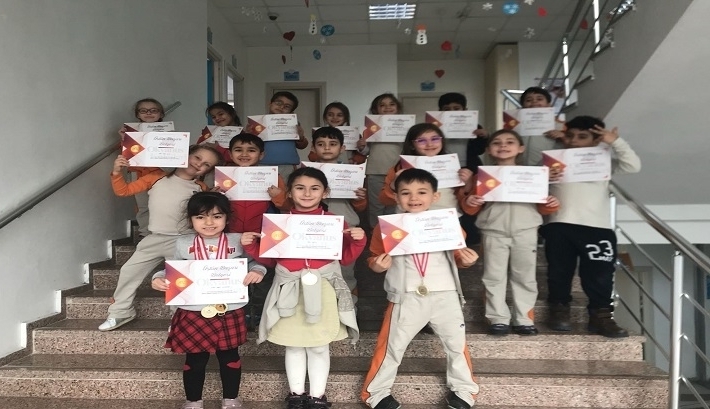 MentalUP Zihinsel Gelişim Programında Başarı Gösteren Öğrenciler Ödüllerini Aldı