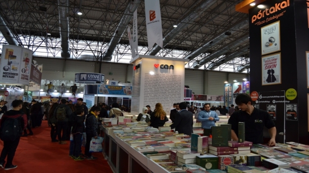Adana Okyanus Koleji Ortaokul Öğrencileri Kitap Fuarı’nda