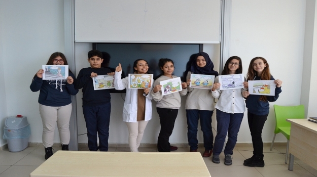 Adana Okyanus Koleji Ortaokulu Öğrencileri Yaratıcı Yazma Kulübü’nde