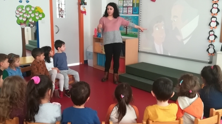 Ataşehir Okul Öncesi Deniz Yıldızı Grubu Müzik  Dersinde,
