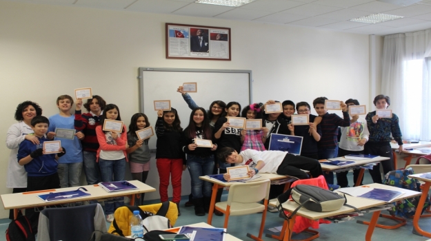 Ataşehir Okyanus Koleji'nde Karne Sevinci