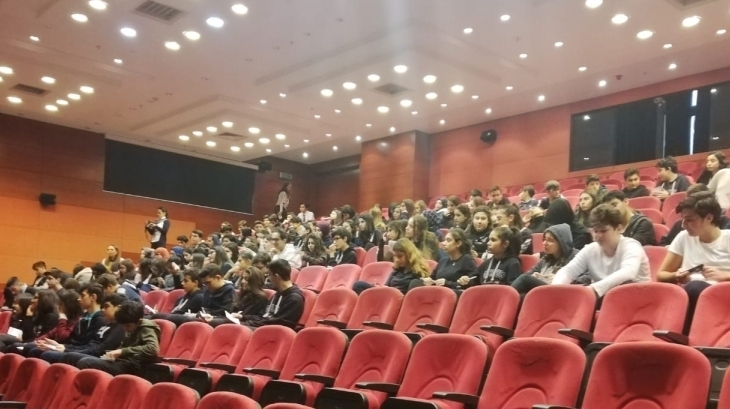 Avcılar Okyanus Kolejinde Kariyer Planlama Semineri