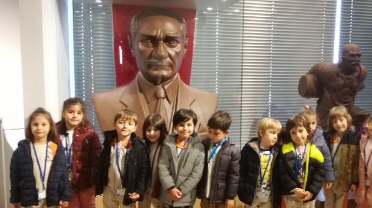 Avcılar A Grubu Öğrencileri Pelit Çikolata Fabrikası'nda
