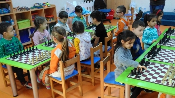 Avcılar Gezegenler Grubu Öğrencileri Satranç Etkinliğinde