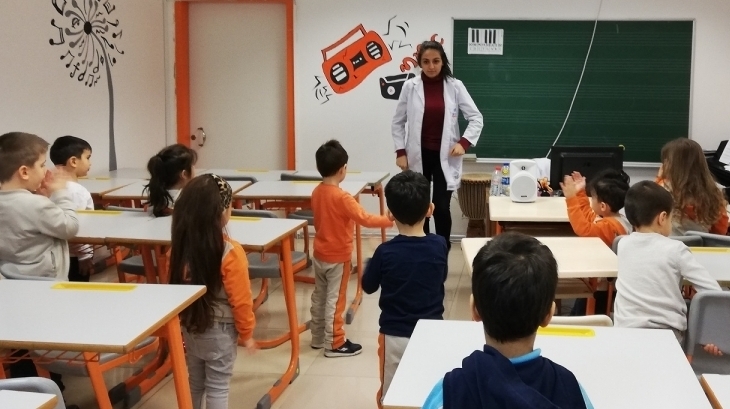 Bahçelievler Okul Öncesi Mercan Grubu Müzik Etkinliğinde