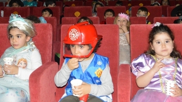 Bahçelievler Okyanus  Okul Öncesi Öğrencileri Kostüm Partisinde