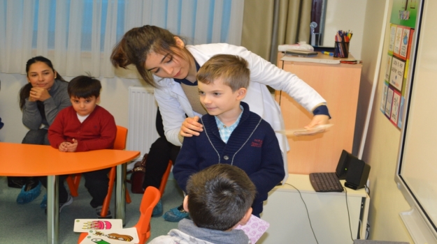 Bahçelievler Okyanus Kolejinde Coffee Morning İngilizce Etkinliği