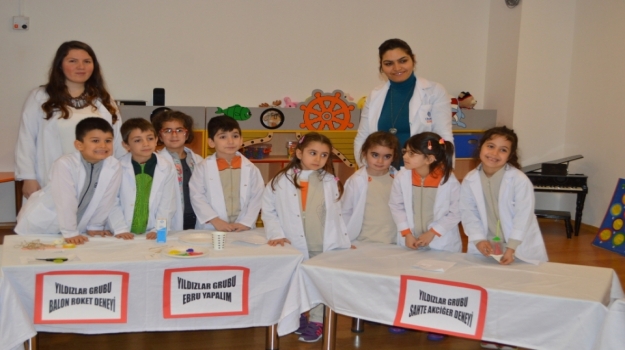 Bahçelievler Okyanus Okul Öncesi Öğrencileri ''Küçük Bilim Adamları''Etkinliğinde Bir Araya Geldi