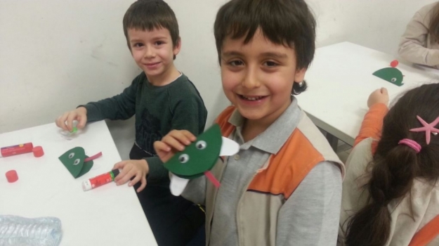 Bahçelievler Okyanus Okul Öncesi Öğrencileri İlgi Yetenek Merkezi Resim Dersinde