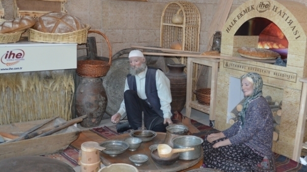 Bahçelievler Okyanus Okul Öncesi Öğrencileri İstanbul Halk Ekmek Fabrikasında