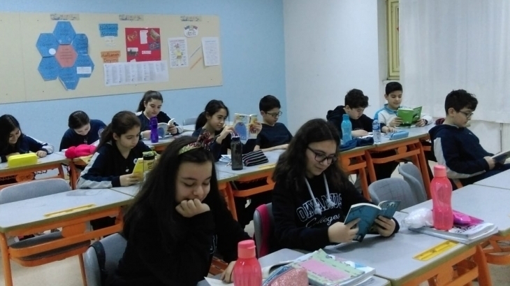 Bahçeşehir Okyanus Koleji Ortaokul Kademesi Kitap Okuma Etkinliği