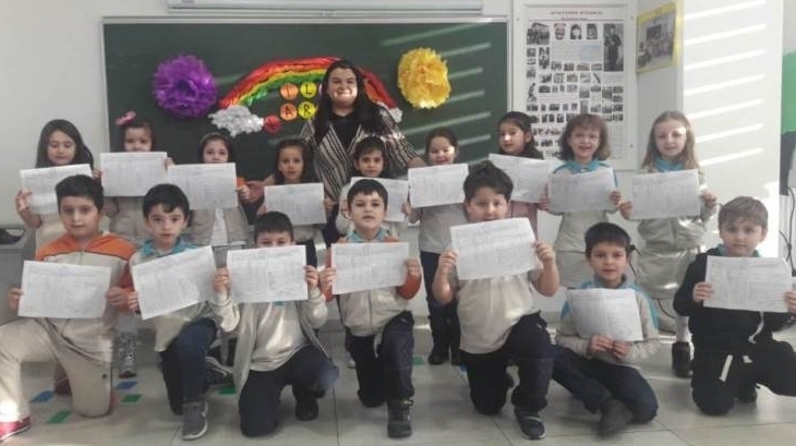 Bayrampaşa Okyanus Koleji 1-C Sınıfı Öğrencilerimizin Karne Sevinci