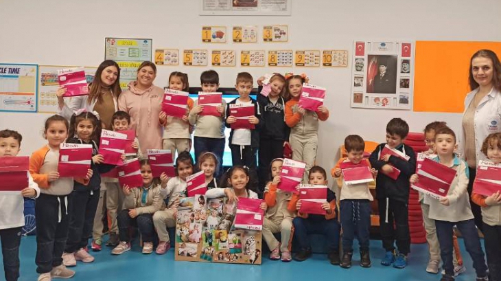 Bayrampaşa Okyanus Koleji Okul Öncesi Güneş Grubu Öğrencileri Aile Katılımı Etkinliğinde
