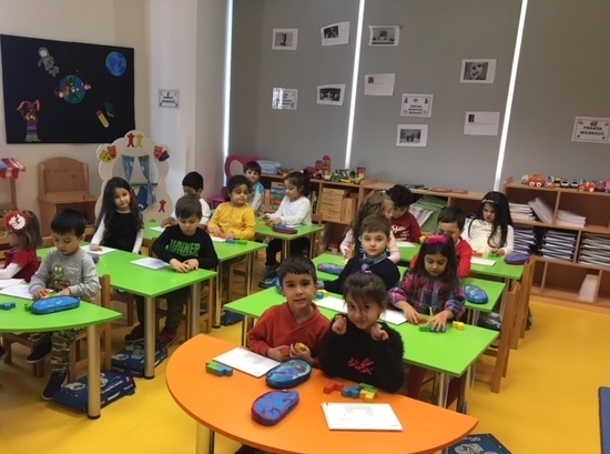 Beykent Okyanus Koleji Güneş Grubu Öğrencileri Düşünce Becerileri Dersinde.