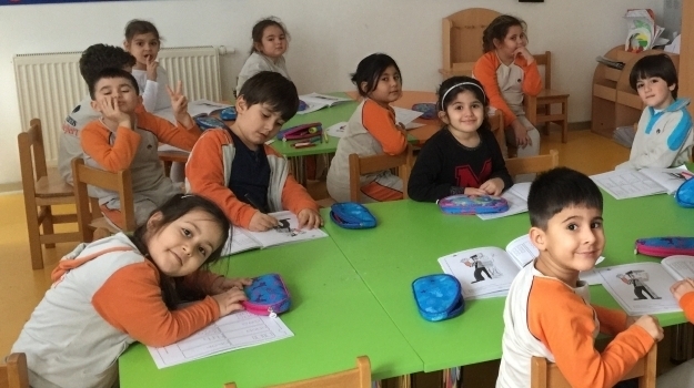 Beykent Okyanus Koleji Güneş Grubu Okuma-Yazmaya Hazırlık Çalışmasında