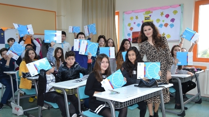Beylikdüzü Okyanus Kolejinde Karne Heyecanı