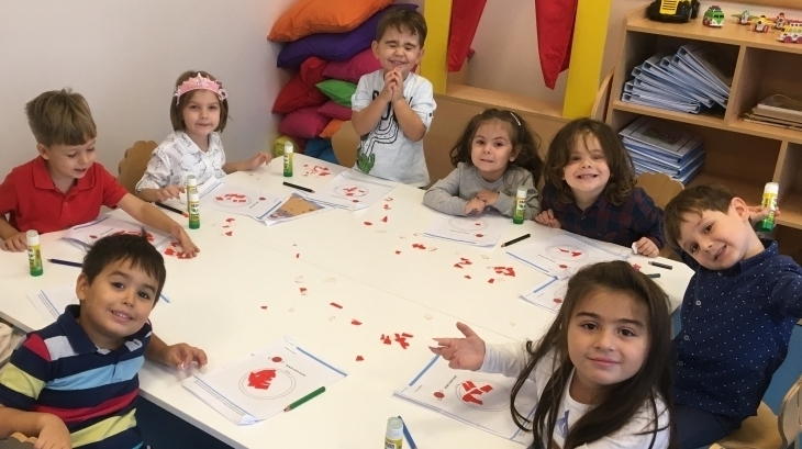 Bornova Okyanus Koleji Okul Öncesi Grubu Öğrencilerimiz Okuma Yazmaya Hazırlık Etkinliğinde