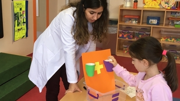 Çekmeköy Okul Öncesi Yıldızlar Grubu Fen-Matematik Dersinde