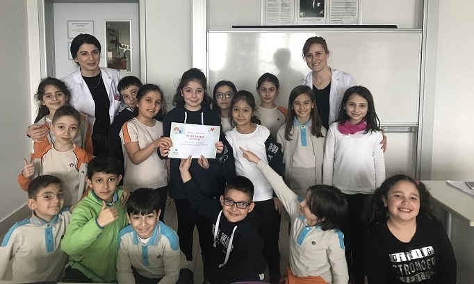 Eko-Ekol İşbirliğinde Ayın “Beyaz Bayrak” Sertifikası Kazanan Sınıfları